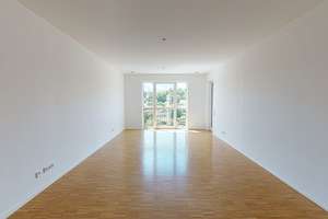 Große 3-Zimmer-Wohnung mit 2 Balkonen