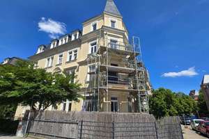 Dach und Fassade neu, großzügiger und sonniger Grundriss, zwei Balkone, Esszimmer u. Gäste-WC*** – Die vollständige Adresse der Immobilie erhältst du vom Anbieter., 1159 Löbtau-Süd, Dresden – Vorschaubild 3