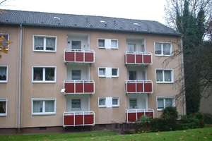3 Zimmer mit Balkon gesucht? – Auf dem Bruch 14, 45475 Dümpten, Mülheim an der Ruhr – Vorschaubild 2