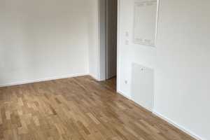 Geräumige 1-Zimmer Wohnung zu vermieten – Kreuzäckerstraße 3, 85055 Ingolstadt – Vorschaubild 3
