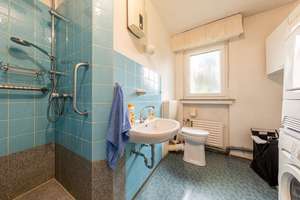 Großzügige Familienwohnung mit traumhaftem Sonnenbalkon, neuem Carport und Potenzial in Dottendorf – Die vollständige Adresse der Immobilie erhältst du vom Anbieter., 53129 Dottendorf, Bonn – Vorschaubild 15