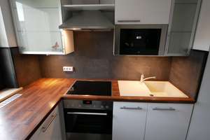 Hochwertig renovierte 3 Zi. Wohnung mit Küche, Luxusbad + sep. WC, nahe der U-Bahn, ruhig, Südaus.! – Treitschkestr. 9, 80992 Alt-Moosach, München – Vorschaubild 8