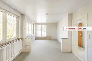IMMOBERLIN.DE - Herrliche Aussichten! Dachgeschosswohnung mit privater Sonnenterrasse & Stellplatz – Die vollständige Adresse der Immobilie erhältst du vom Anbieter., 12209 Lichterfelde, Berlin – Vorschaubild 4