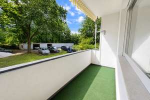 Sofort einziehen: Großzügige 3-Zimmer-Wohnung mit Balkon und Stellplatz – Wustermarker Str. 37, 13583 Spandau (Ortsteil), Berlin – Vorschaubild 2