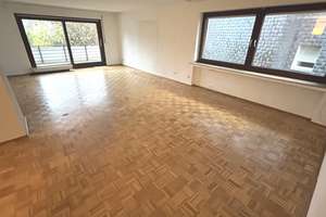 Innenstadtnahes 4-Familienhaus mit 3 Garagen und freier Erdgeschosswohnung zur Selbstnutzung oder Ka – Die vollständige Adresse der Immobilie erhältst du vom Anbieter., 45665 Ostviertel, Recklinghausen – Vorschaubild 2