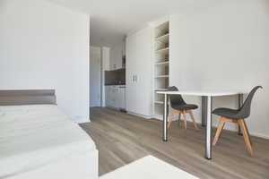 Für SchülerInnen, StudentInnen und Auszubildende - möbliertes Apartment mit Balkon – Firnhaberstr. 12a, 86159 Augsburg – Vorschaubild 4
