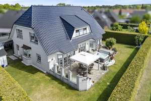 Familienidylle in Berkenthin – modernes Einfamilienhaus mit Kamin, Einbauküche & Einliegerwohnung – Die vollständige Adresse der Immobilie erhältst du vom Anbieter., 23919 Berkenthin – Vorschaubild 4