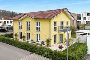 Lichtdurchflutet & modern: Elegante Stadtvilla mit 6,5 Zimmern + Einliegerwohnung – Die vollständige Adresse der Immobilie erhältst du vom Anbieter., 89275 Elchingen – Vorschaubild 1