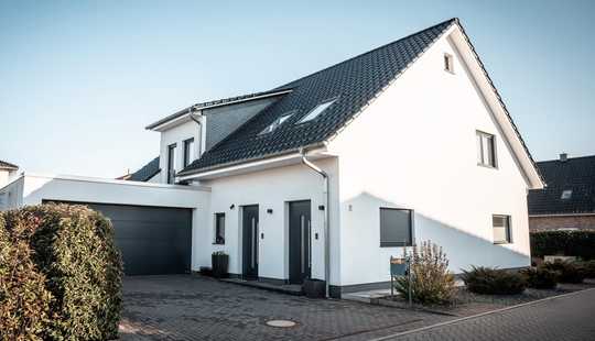 Bild von Modernes Einfamilienhaus (KfW 55) mit Einliegeroption in attraktiver Lage