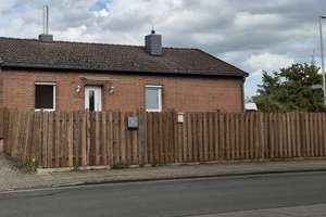 Exklusiv saniertes freistehendes Einfamilienhaus mit Kamin, Südterrasse & großem Garten von privat – Sarstedter Straße 2A, 30519 Mittelfeld, Hannover – Vorschaubild 2