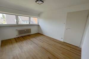 renovierte 2-Zimmer-Wohnung mit EBK und Einzelgarage in S-Degerloch – Die vollständige Adresse der Immobilie erhältst du vom Anbieter., 70597 Degerloch (Ortsteil), Stuttgart – Vorschaubild 8