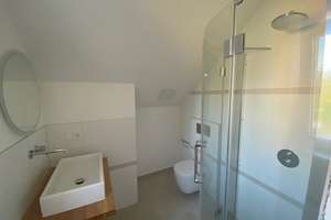 Großzügiges 7-Zimmer Haus mit Garten in Alt-Hohenschönhausen (Hohenschönhausen) – Die vollständige Adresse der Immobilie erhältst du vom Anbieter., 13053 Alt-Hohenschönhausen, Berlin – Vorschaubild 25