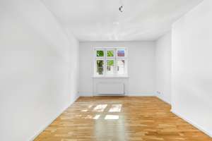 **Altbaujuwel im Grünen mit bester urbaner Anbindung!** – Die vollständige Adresse der Immobilie erhältst du vom Anbieter., 14165 Zehlendorf, Berlin – Vorschaubild 4