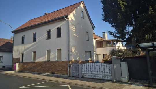 Bild von Einfamilienhaus mit Einliegerwohnung