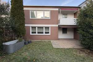 Gepflegtes 2-Familienhaus in Neuasseln – ruhige Sackgasse mit Garten, Garage & Keller