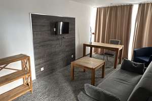 **Pauschal Miete , Vollmöblierte Suite in der Essener Innenstadt**