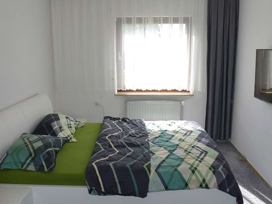 Schlafzimmer UG