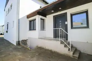 Saniert und in Citynähe – Neuss (Rhein-Kreis) – Vorschaubild 2