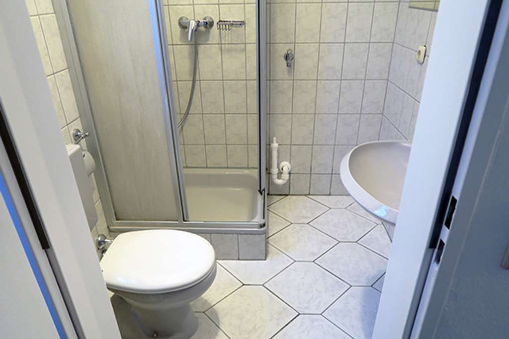 Immobilie in Vaterstetten - Provisionsfrei! Attraktives 1-Zimmer-Appartement  41,5 m² in Baldham, voll renoviert - Bild 4