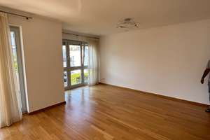 Alltagstaugliche 3-Zimmer-Wohnung mit Balkon in Frankfurt am Main – 60388 Bergen-Enkheim, Frankfurt am Main – Vorschaubild 5