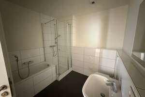 3 Zimmer in der Innenstadt - großer Balkon & Gartenanteil – Die vollständige Adresse der Immobilie erhältst du vom Anbieter., 70173 Europaviertel, Stuttgart – Vorschaubild 8