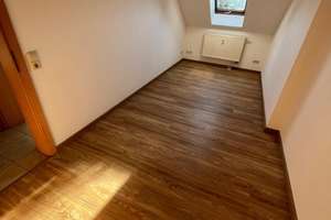 DG/ Bad mit Wanne + Fenster / Balkon an der Küche - frei ab sofort – Matthesstr. 27, 9113 Schloßchemnitz, Chemnitz – Vorschaubild 7