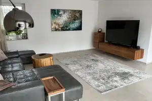 Luxus trifft Effizienz: Kernsaniertes Traumhaus mit Smart-Home-Technik und Entwicklungspotenzial – Ulm – Vorschaubild 10