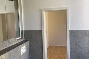 Komplettrenovierte helle 3 Zimmer Wohnung mit neuer Einbauküche und großem Balkon – Hördtstr. 32, 70435 Zuffenhausen-Mitte, Stuttgart – Vorschaubild 13