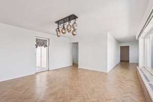 Moderne 4,5-Zimmer-Wohnung mit Blick über die Dächer Münchens – Die vollständige Adresse der Immobilie erhältst du vom Anbieter., 81735 Neuperlach, München – Vorschaubild 8