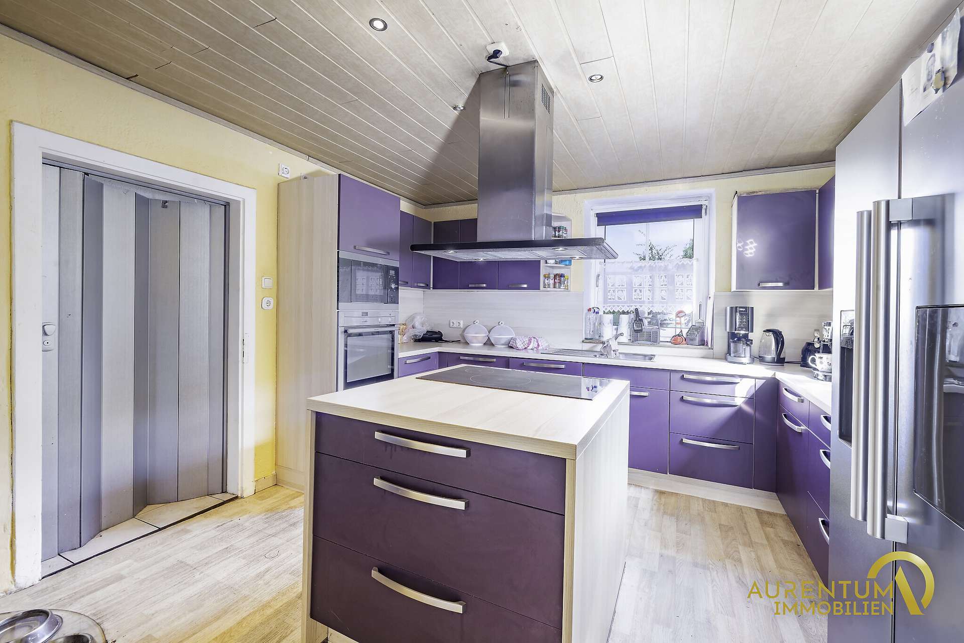 Immobilie in Aiglsbach - Sofort verfügbares Einfamilienhaus mit Garten, neuwertiger Heizung und Garage zu verkaufen. - Bild 8