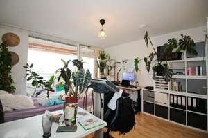 1-Zimmer Wohnung im 6. OG, saniert, in München-Schwabing