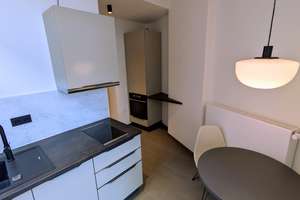 Urban Living im Herzen von Stuttgart – möblierte 1,5-Zimmer-Altbauwohnung mit Balkon & separater Küc – Paulinenstraße 14-16, 70178 Karlshöhe, Stuttgart – Vorschaubild 2