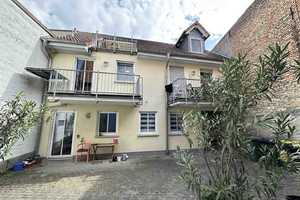 **Tolle Kapitalanlage in Partenheim**
Modernes 4 Parteienhaus mit Scheune und großem Garten – Alzey-Worms (Kreis) – Vorschaubild 2