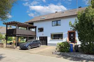 Großzügiges Haus mit Einliegerwohnung in 66882 Hütschenhausen zu verkaufen – Die vollständige Adresse der Immobilie erhältst du vom Anbieter., 66882 Hütschenhausen – Vorschaubild 1