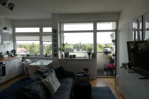 Moderne, helle Wohnung mit Weitblick über den Grunewald! – Die vollständige Adresse der Immobilie erhältst du vom Anbieter., 14193 Schmargendorf, Berlin – Vorschaubild 2
