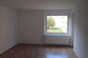 Familienidyll: Balkon und Wohlfühlatmosphäre inklusive – Schäferkamp 45, 38226 Lebenstedt, Salzgitter – Vorschaubild 2