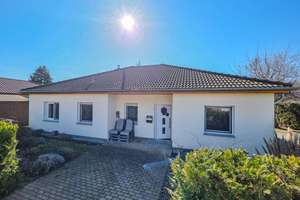Hochwertiger, großer Bungalow auf  knapp 900m² Grund, in ruhiger Lage - Erbpacht auf 99 Jahre – Friedrichshof 13, 14959 Trebbin – Vorschaubild 2