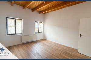 Stilvolle 2-Zimmer-Dachgeschosswohnung mit Holzbalkendecke, Einbauküche & modernisiertem Bad – 39112 Sudenburg, Magdeburg – Vorschaubild 6