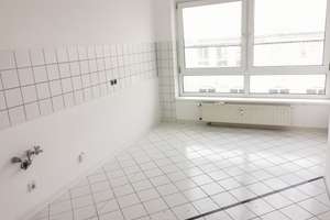 4 Raum- DG-Maisonette,  Fahrstuhl, kleine Galerie, hell und freundlich, Kü+Bad mit Fenster – Lohrstraße 12, 9113 Schloßchemnitz, Chemnitz – Vorschaubild 11