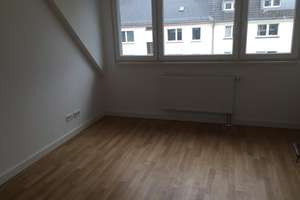 Moderne lichtdurchflutete Maisonette-Wohnung im Dachgeschoss mit Traumblick auf den Fernsehturm – 40223 Bilk, Düsseldorf – Vorschaubild 11