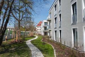 Teilmöblierte 2-Zimmer Wohnung im 1. OG mit Balkon in Allach – Am Kesselhaus 20, 80999 Untermenzing, München – Vorschaubild 1