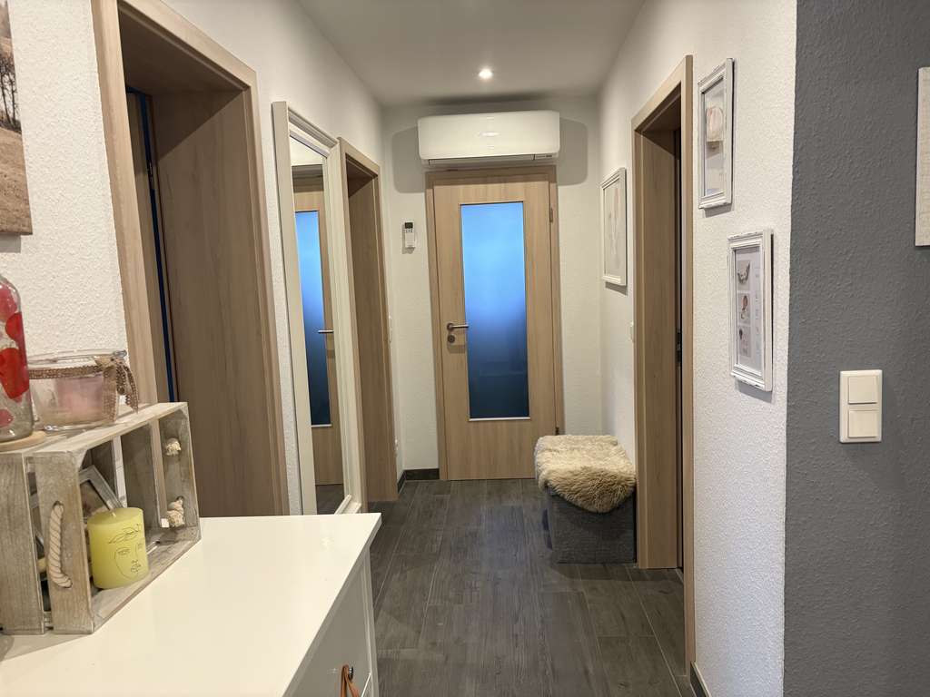 Immobilie in Witzenhausen - Freistehendes Einfamilienhaus mit viel Platz  in schöner Lage von Witzenhausen-Unterrieden - Bild 2