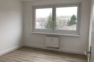 3-Zimmer-Wohnung mit Einbauküche für Kochlieblinge – Am Stadtpark 10, 9120 Helbersdorf, Chemnitz – Vorschaubild 7
