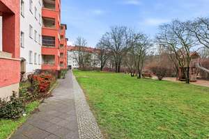 **Modern sanierte Hochparterre-Wohnung mit optimalem Grundriss und ruhigem Balkon zum begrünten Inne – Die vollständige Adresse der Immobilie erhältst du vom Anbieter., 12157 Schöneberg, Berlin – Vorschaubild 18