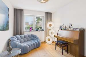 Exklusive Villa: Großzügig & in diskreter Vermarktung – Die vollständige Adresse der Immobilie erhältst du vom Anbieter., 91056 Heiligenloh, Erlangen – Vorschaubild 4