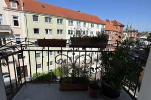 gern an WG`s, Charmante Altbauwohnung mit 2 Balkonen, 3-4 Zimmer, EBK, Bad mit Badewanne – Die vollständige Adresse der Immobilie erhältst du vom Anbieter., 23554 Sankt Lorenz Nord, Lübeck – Vorschaubild 9