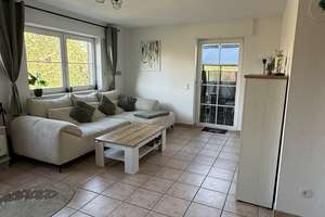 Helle Masionette Wohnung in Duisburg-Winkelhausen – Die vollständige Adresse der Immobilie erhältst du vom Anbieter., 47228 Bergheim, Duisburg – Vorschaubild 2