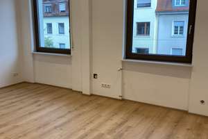 KOMPLETT NEU RENOVIERT! Inkl. Küchen mit Waschmaschine/Kühlschrank – Kriegsstr 290, 76135 Weststadt, Karlsruhe – Vorschaubild 4