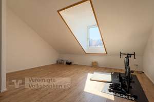 Stilvolles Reihenmittelhaus sucht glückliche Familie mit schöner Terrasse in Eningen! – Die vollständige Adresse der Immobilie erhältst du vom Anbieter., 72800 Eningen unter Achalm – Vorschaubild 18