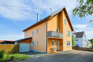 Großzügiges Wohnhaus mit vielseitiger Nutzungsmöglichkeit in zentraler Lage von Aulendorf – Ravensburg (Kreis) – Vorschaubild 1
